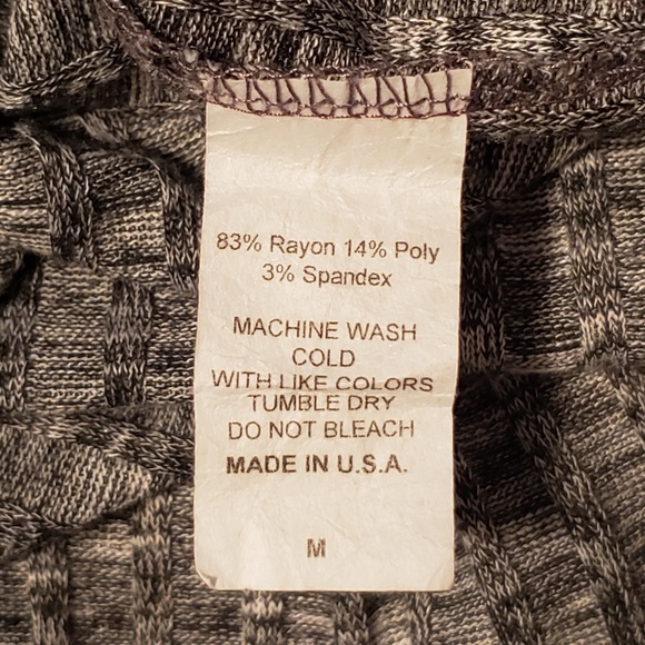 Dolce Bianca Ribbed High-Low Tunic - Picture 7 of 8